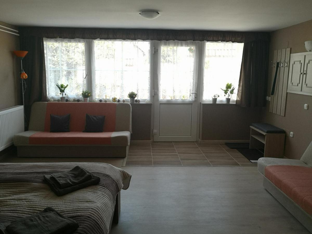 Berc Apartman Egerszalók Exteriér fotografie